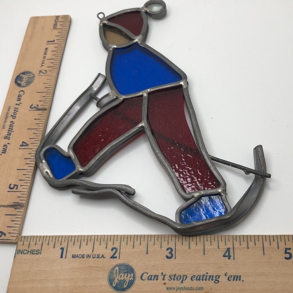 SKIER SUN CATCHER STAINED GLASS WINDOW HANGER. ALL INDIVIDUAL PIECES - Picture 6 of 7